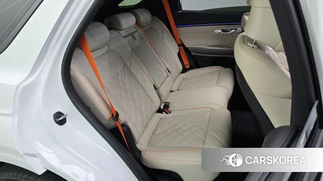 Genesis GV70 2025 Белый из Кореи, фото 2