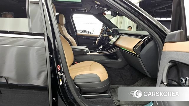 Land Rover Range Rover Sport 3rd Generation 2025 Черный из Кореи, фото 2