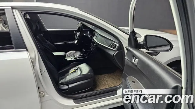 Kia The New K5 2nd generation 2018 Белый из Кореи, фото 2