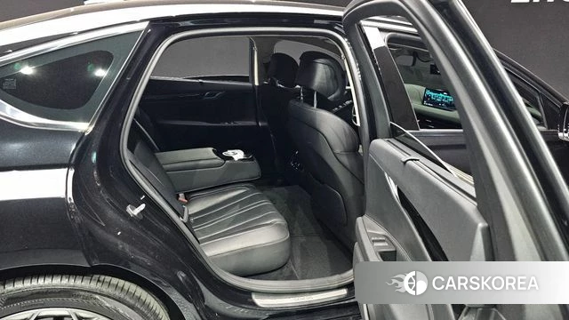 Genesis G80 (RG3) 2022 Черный из Кореи, фото 2