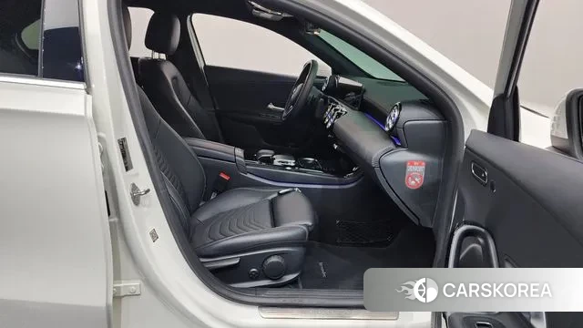 Mercedes-Benz A-Class W177 2020 Белый из Кореи, фото 2