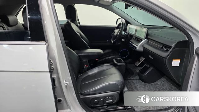 Hyundai Ionic 5 2022 Серебристо-серый из Кореи, фото 2