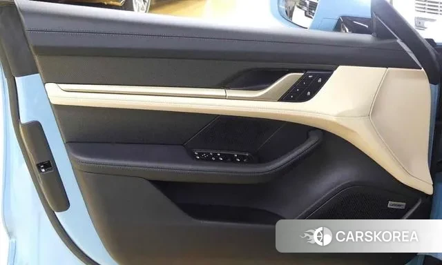 Porsche Taycan 2023 Синий из Кореи, фото 2