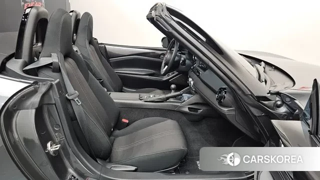 Mazda MX-5 MIATA 2021 Серый из Кореи, фото 2