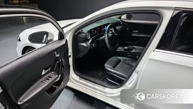 Mercedes-Benz A-Class W177 2020 Белый из Кореи, фото 2