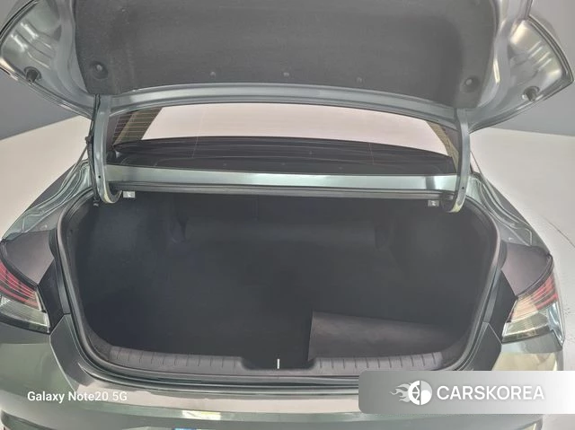Hyundai Avante (CN7) 2022 Светло-зеленый из Кореи, фото 2