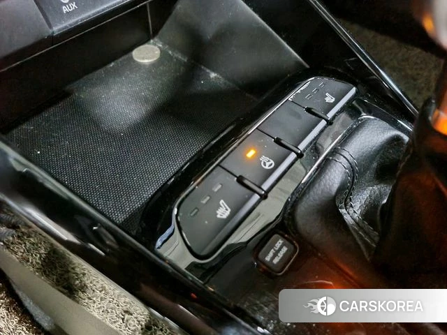 Kia Stonic 2018 Белый из Кореи, фото 2