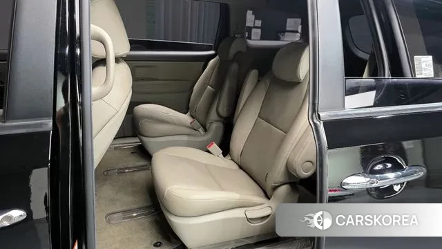 Kia The New Carnival 2019 Черный из Кореи, фото 2