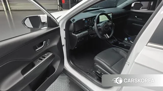 Hyundai Kona Hybrid (SX2) 2024 Белый из Кореи, фото 2