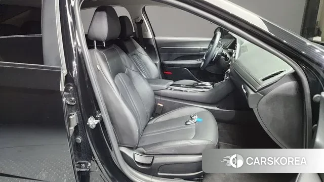 Hyundai Sonata (DN8) 2022 Черный из Кореи, фото 2