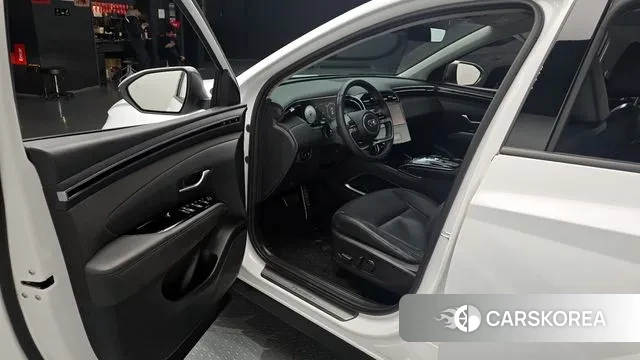 Hyundai Tucson (NX4) 2023 Белый из Кореи, фото 2