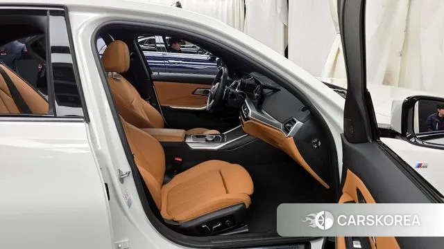 BMW 3 Series (G20) 2024 Белый из Кореи, фото 2