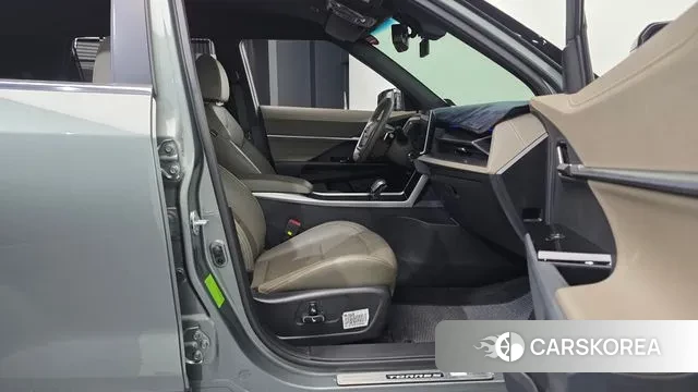 Ssangyong Torres 2023 Светло-зеленый из Кореи, фото 2