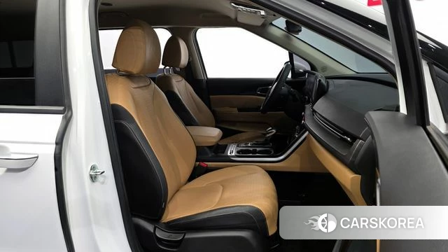 Kia Carnival 4th generation 2022 Белый из Кореи, фото 2