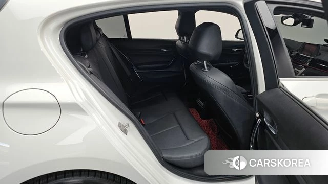 BMW 1 Series (F20) 2019 Белый из Кореи, фото 2
