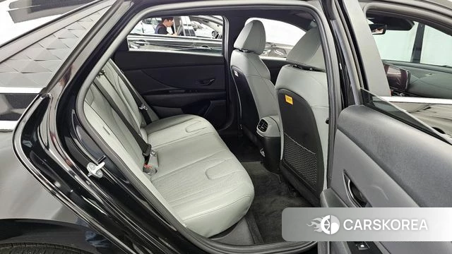Hyundai The New Avante (CN7) 2023 Черный из Кореи, фото 2