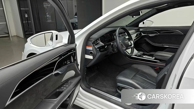 Audi A8 (D5) 2020 Белый из Кореи, фото 2