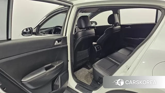 Kia Sportage 4th Generation 2018 Белый из Кореи, фото 2