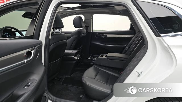 Hyundai The New Grandeur IG Hybrid 2022 Белый из Кореи, фото 2