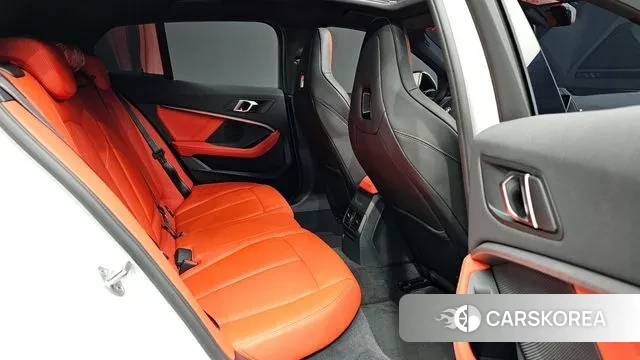 BMW 1 Series (F40) 2022 Белый из Кореи, фото 2