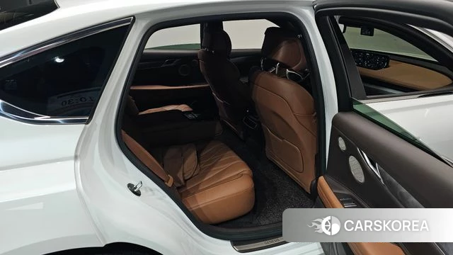 Genesis Electrified G80 (RG3) 2023 Белый из Кореи, фото 2