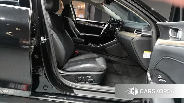 Kia K5 Hybrid 3rd Generation 2023 Черный из Кореи, фото 2