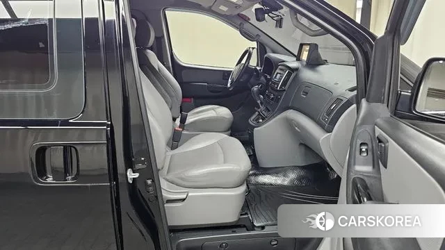 Hyundai The New Grand Starex 2019 Черный из Кореи, фото 2