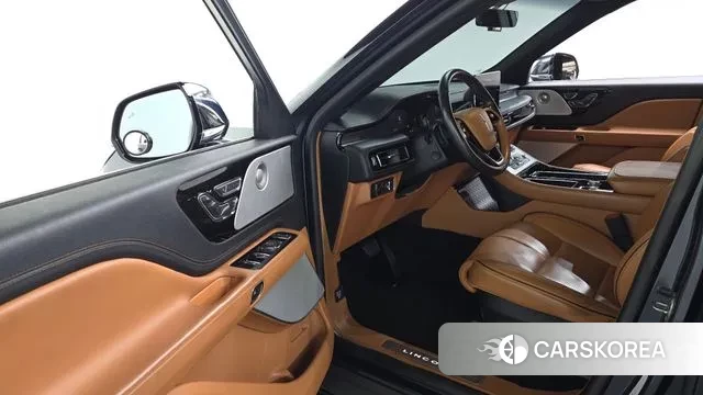 Lincoln Aviator 2nd generation 2022 Синий из Кореи, фото 2