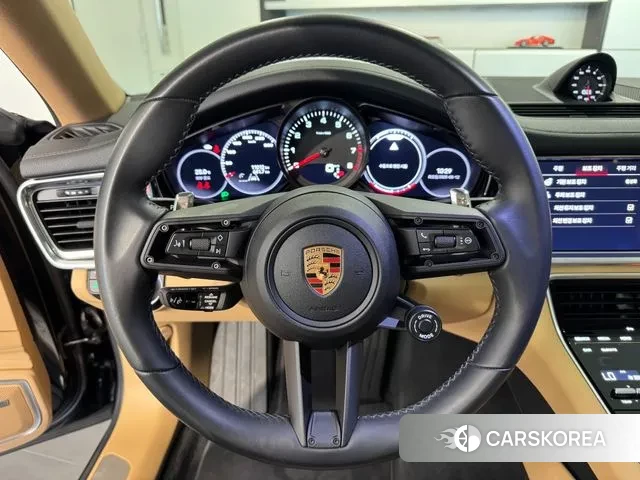 Porsche Panamera (971) 2023 Черный из Кореи, фото 2