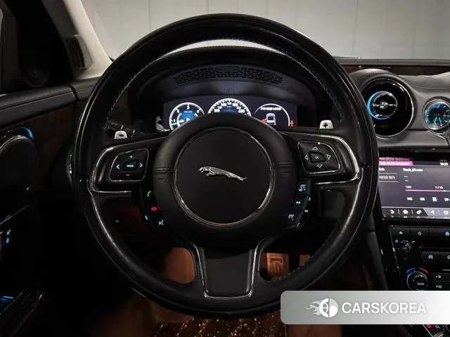 Jaguar All New XJ 2019 Белый из Кореи, фото 2