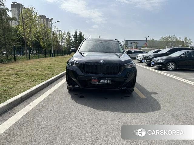 BMW X1 2024 Черный из Китая, фото 2