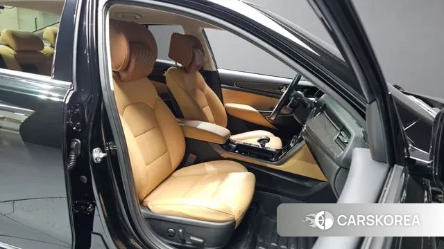 Kia K7 Premier 2019 Черный из Кореи, фото 2