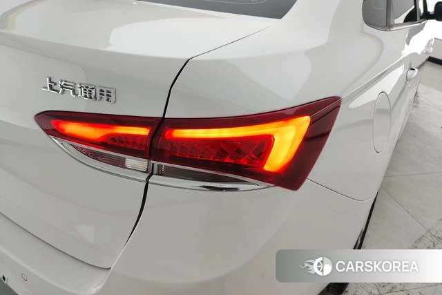 Buick Yinglang 2021 Белый из Китая, фото 2