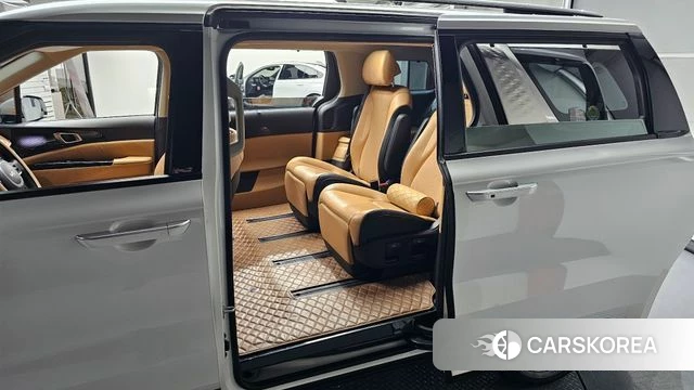 Kia Carnival 4th generation 2023 Белый из Кореи, фото 2