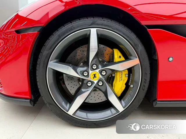 Ferrari Portofino id 3908991 из Китая 2