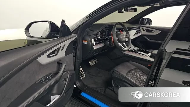 Audi Q8 (4M) 2023 Черный из Кореи, фото 2