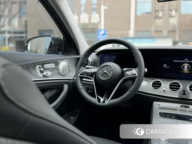 Mercedes-Benz E-class 2022 Черный из Китая, фото 2