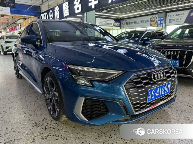 Audi A3 2023 Синий из Китая, фото 2
