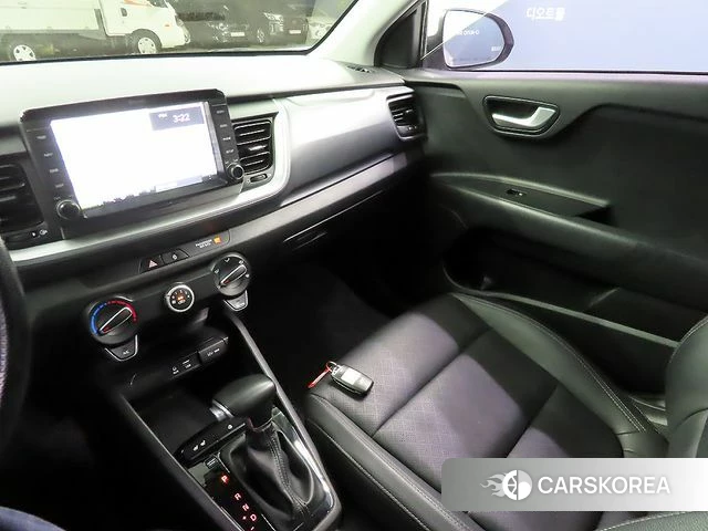 Kia Stonic 2019 Белый из Кореи, фото 2