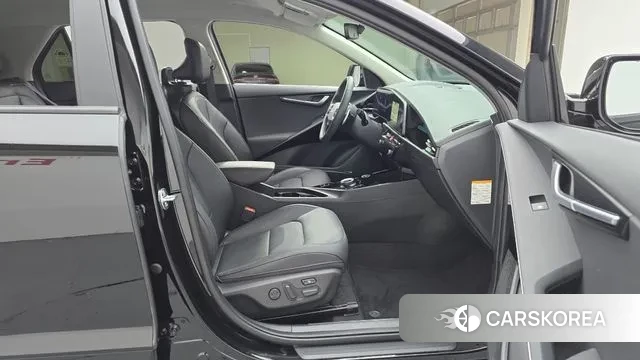 Kia Di Ol Nu Niro 2024 Черный из Кореи, фото 2