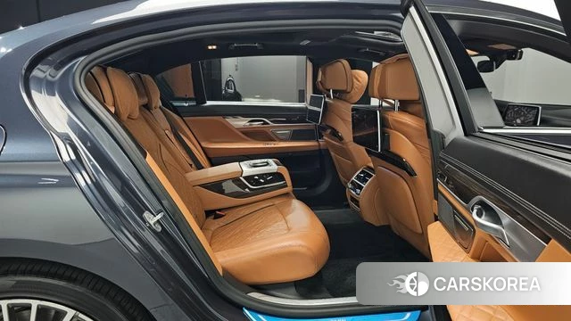 BMW 7 Series (G11) 2020 Серый из Кореи, фото 2