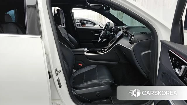 Mercedes-Benz GLC-Class X254 2024 Белый из Кореи, фото 2