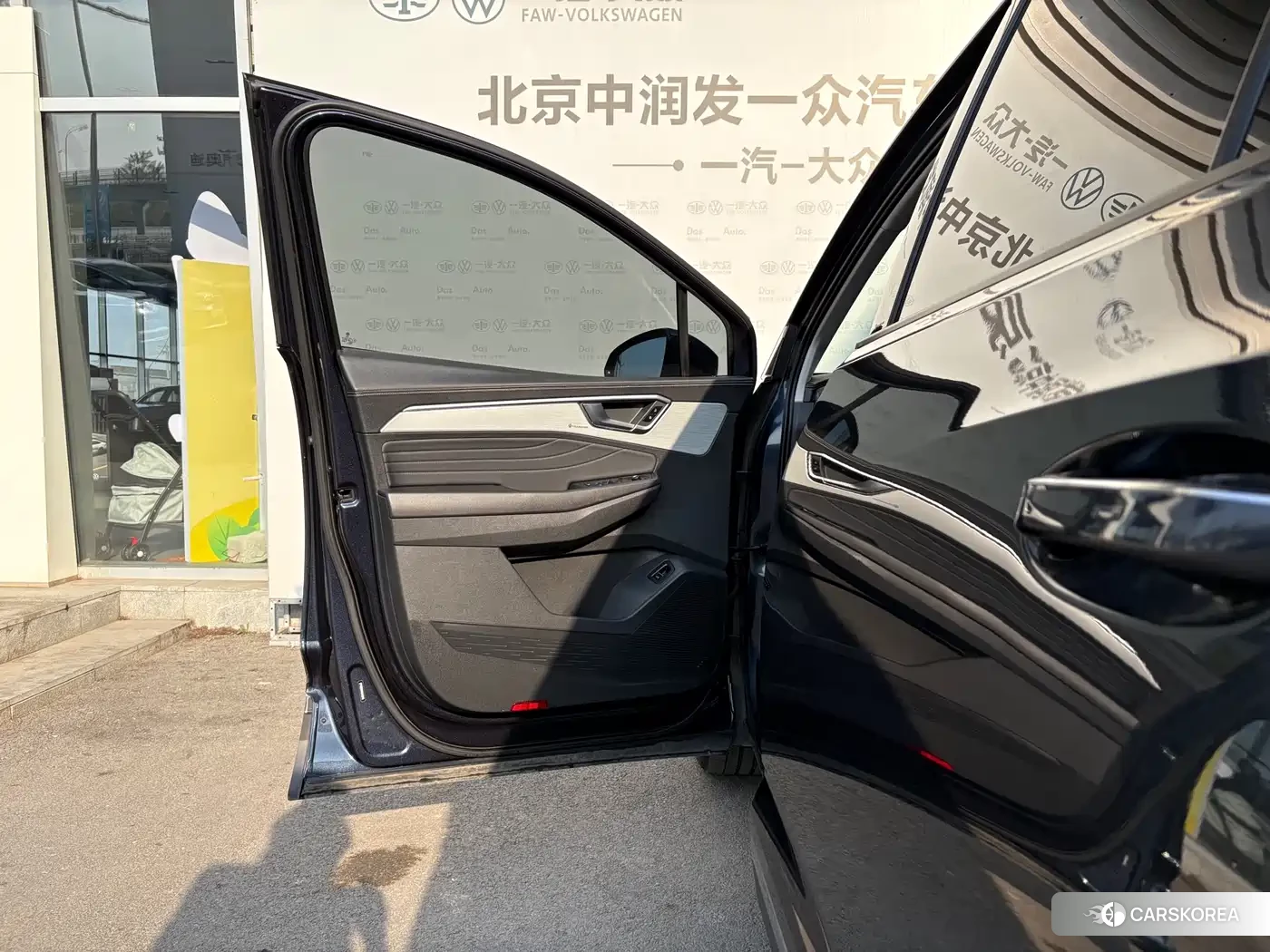 Volkswagen Lanjing 2023 Синий из Китая, фото 2