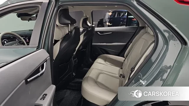 Kia Di Ol Nu Niro 2022 Зеленый из Кореи, фото 2