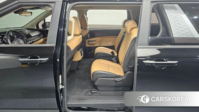 Kia Carnival 4th generation 2021 Черный из Кореи, фото 2