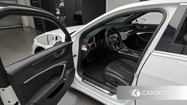 Audi A6 (C8) 2021 Белый из Кореи, фото 2