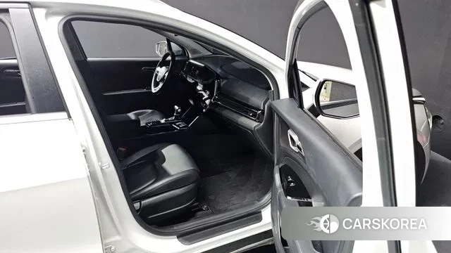 Kia Sportage 5th Generation 2022 Белый из Кореи, фото 2