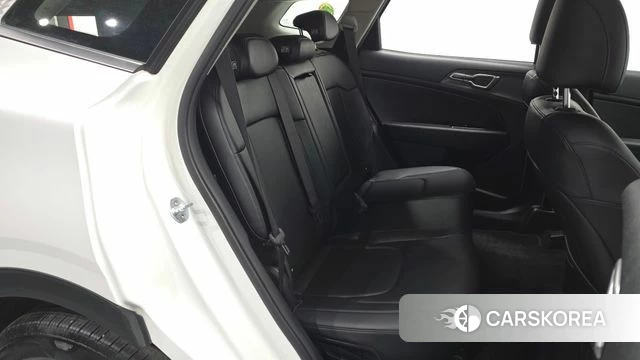 Kia Sportage 5th Generation 2022 Белый из Кореи, фото 2