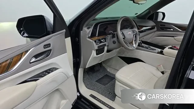 Cadillac Escalade 5th Generation 2023 Черный из Кореи, фото 2