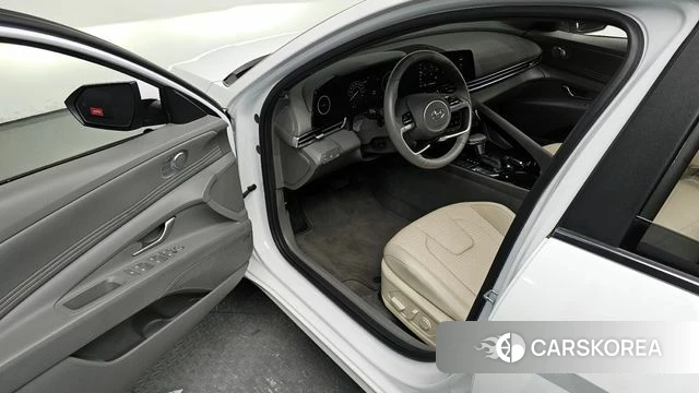 Hyundai Avante (CN7) 2023 Белый из Кореи, фото 2